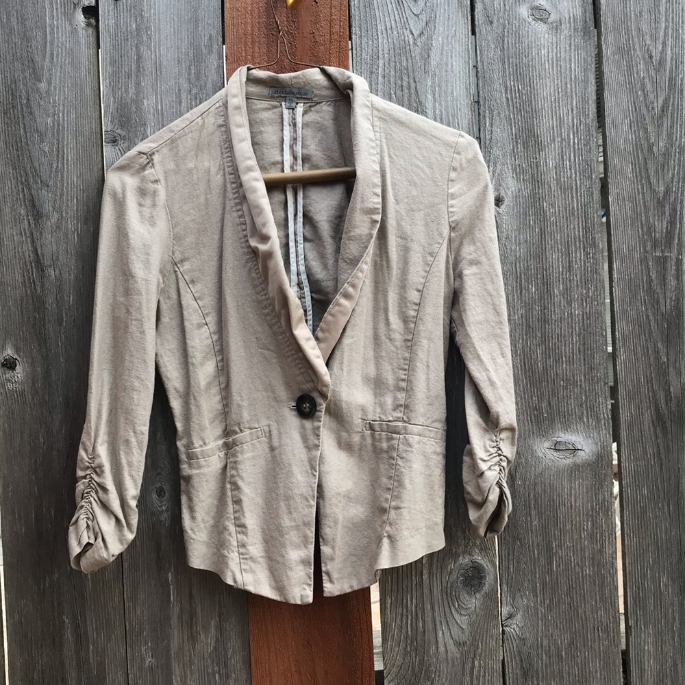 Charlotte Russe XS Tan Blazer